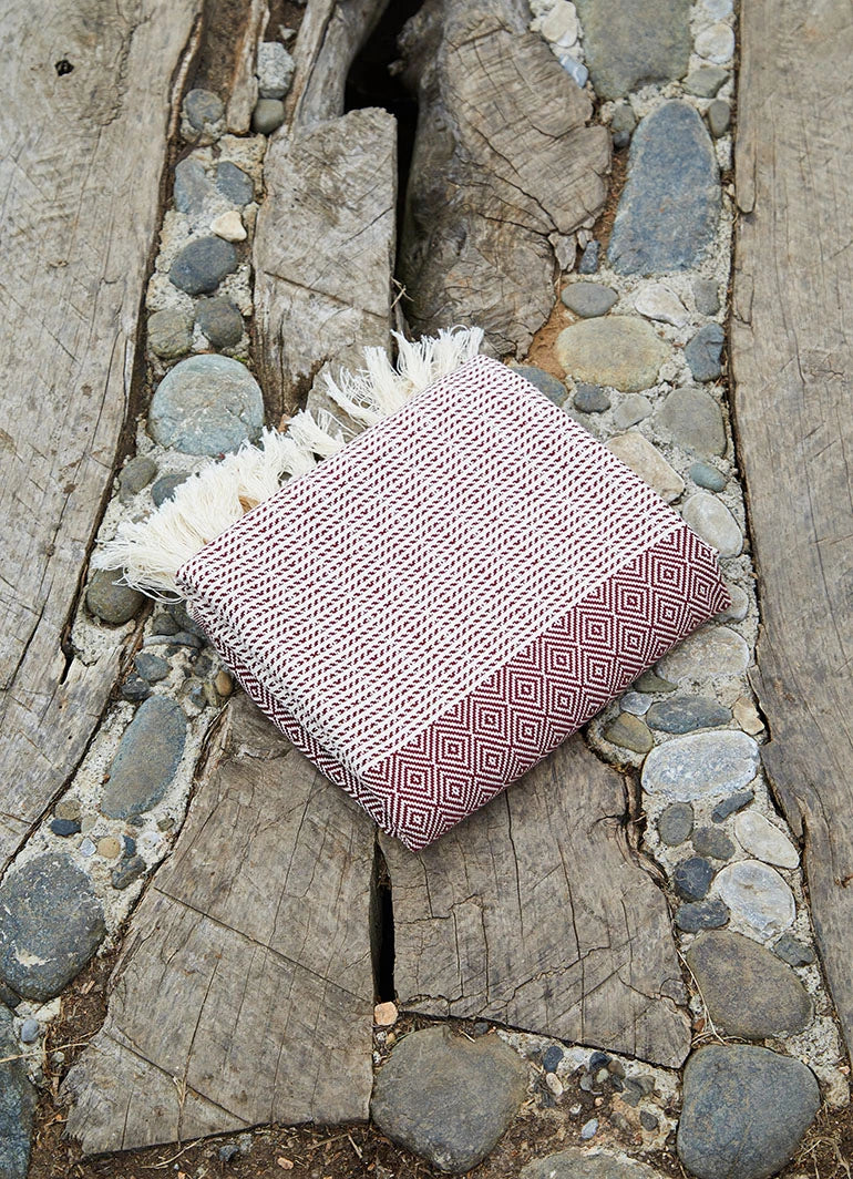 Striped Diamond Pattern Hammam Towel Dark Red