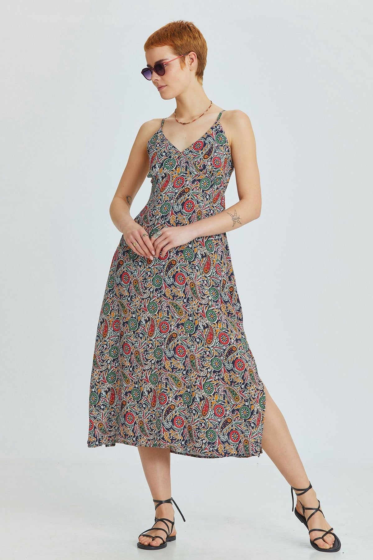 Black-Red Ethnic Pattern Bohemian Midi Dress with Side Slits