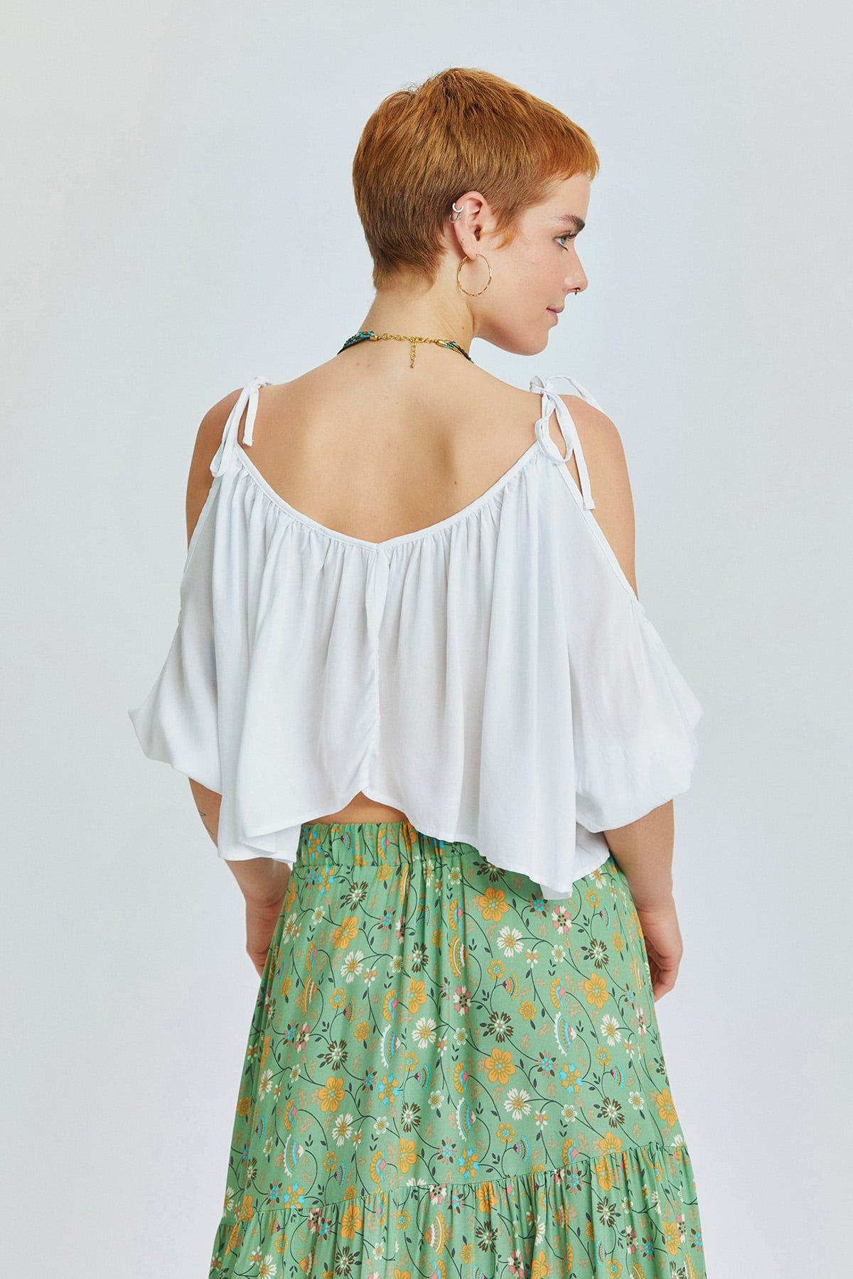 White Viscose Crop Blouse with Wide V-Neck and Off-Shoulder Design