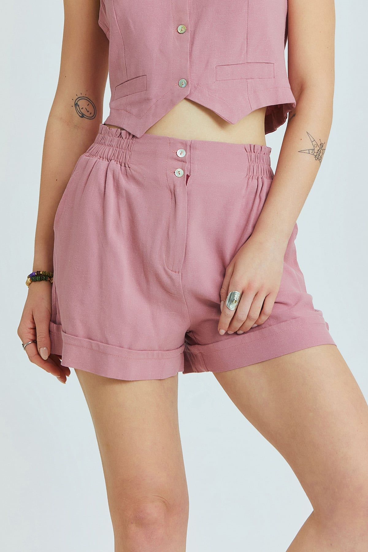 Dusty Rose Viscose-Linen Mini Bohemian Shorts with Mother-of-Pearl Buttons