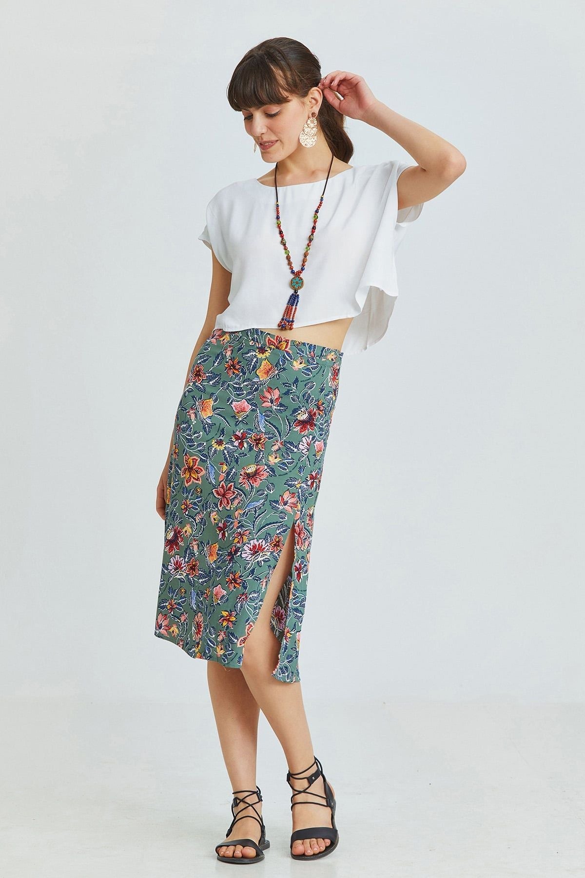 Gray Floral High-Waisted Midi Bohemian Skirt with Side Slit