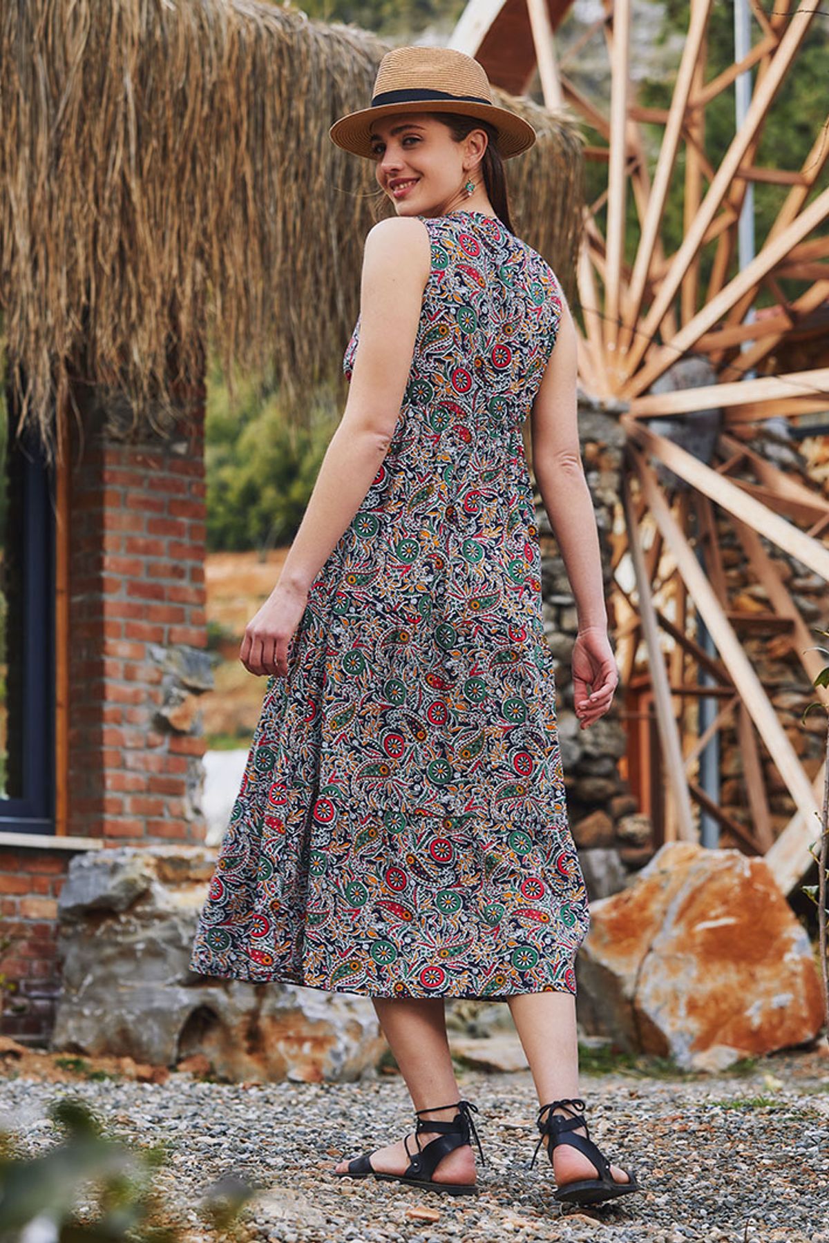 Short Sleeve Printed Midi Sun Dress Black