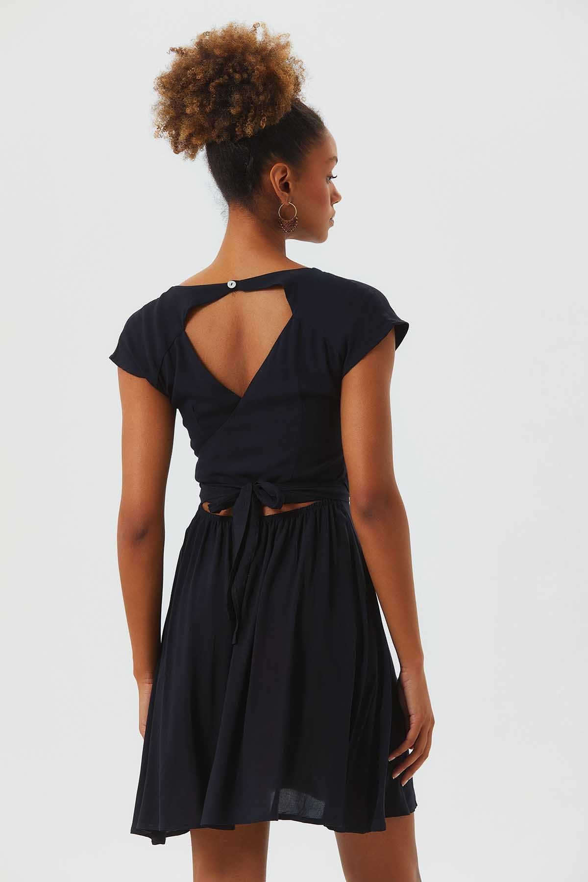 V Neck Low Sleeve Short Dress Black