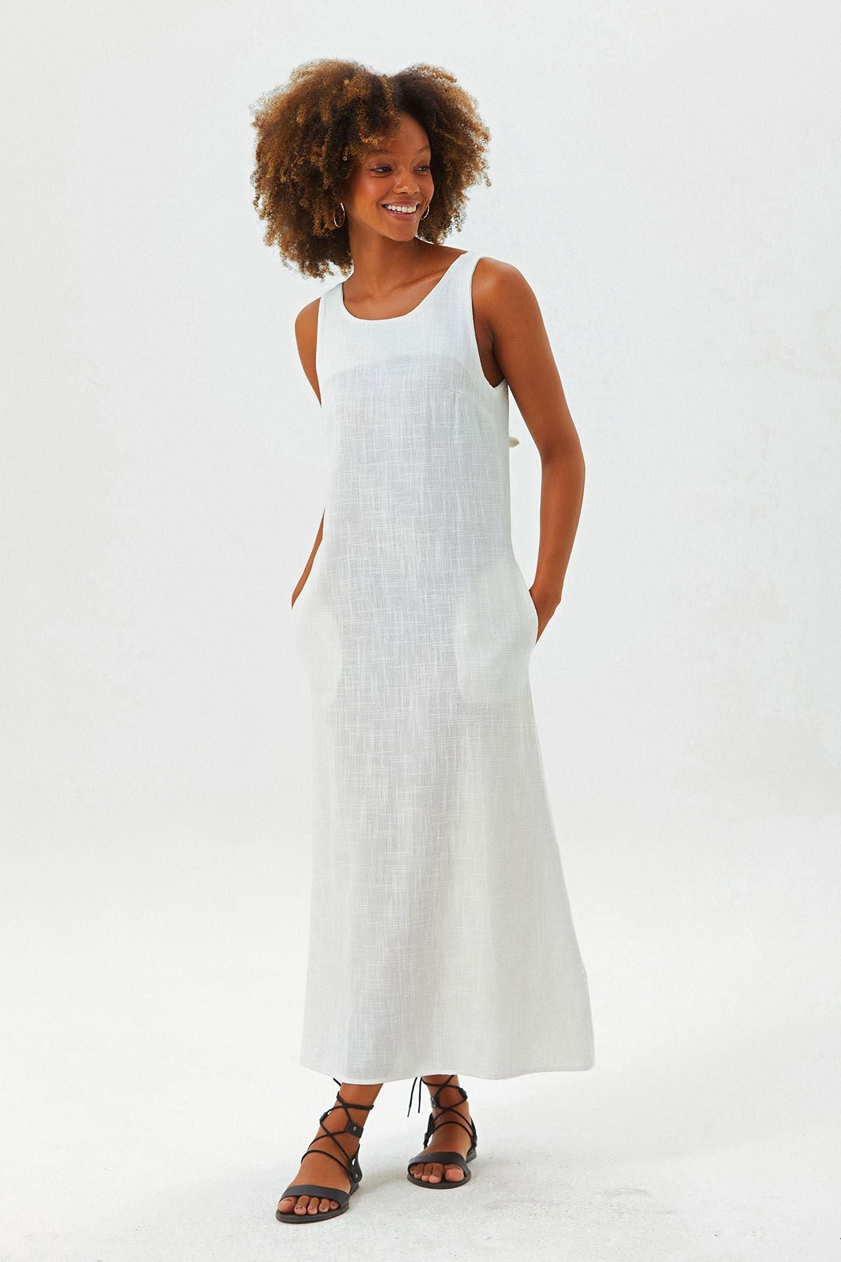 Round Neck Boho Shift Dress with Tie Closure White