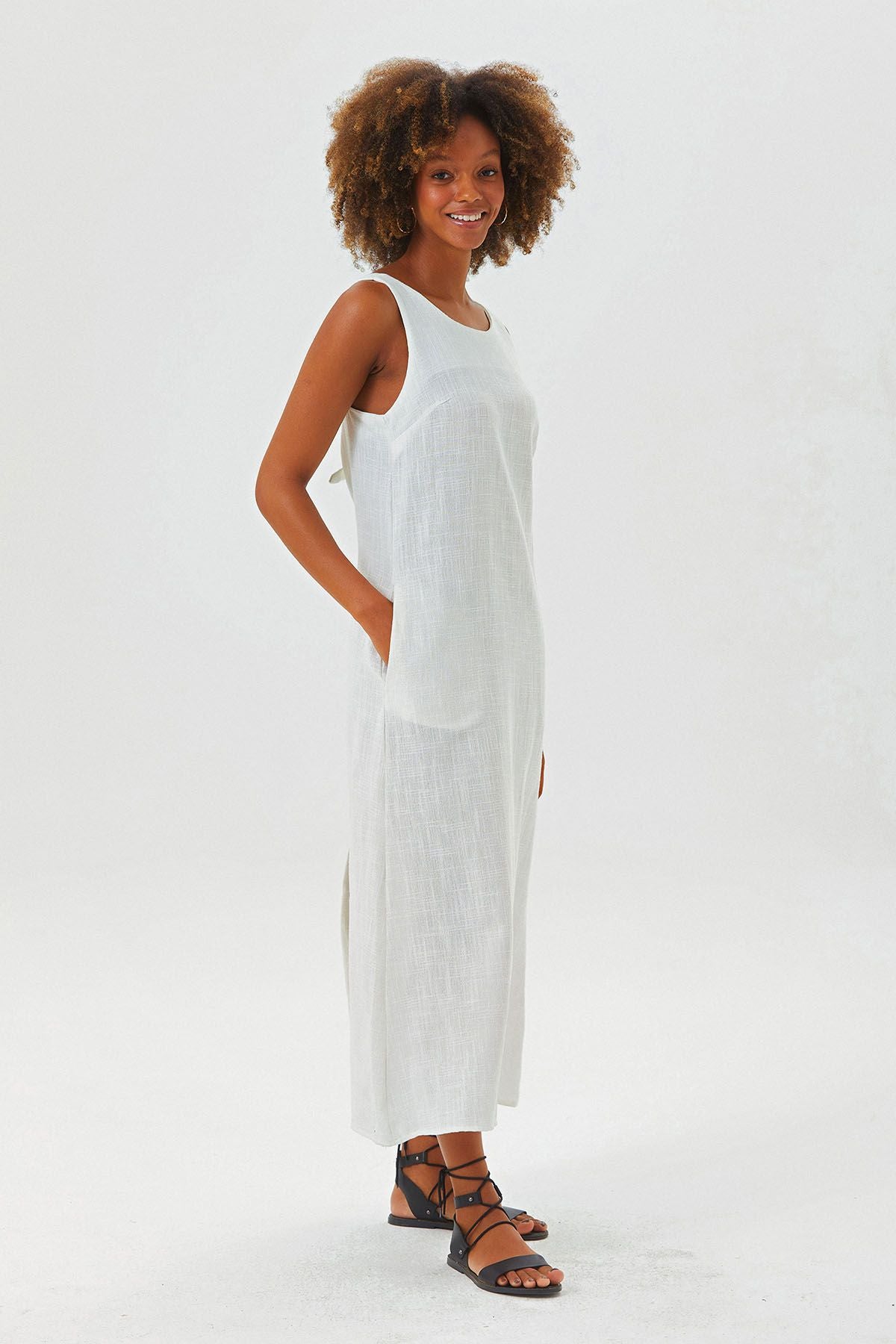 Round Neck Boho Shift Dress with Tie Closure White