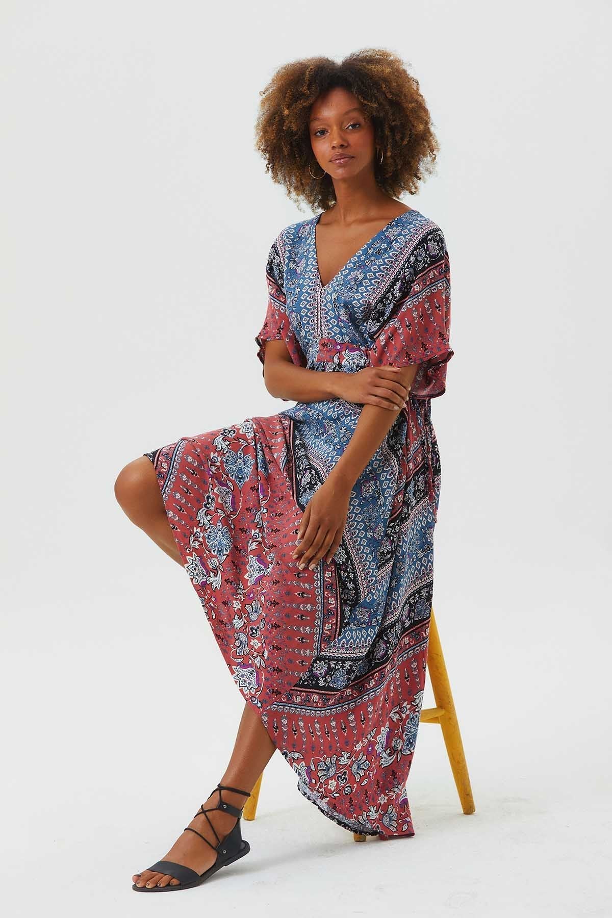 V Neck Half Sleeve Flowy Midi Dress Pink