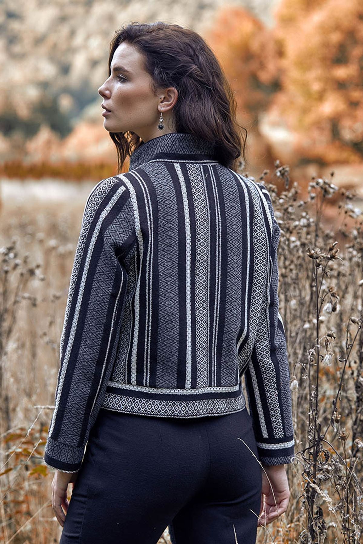 Patterned Cropped Jacket Black
