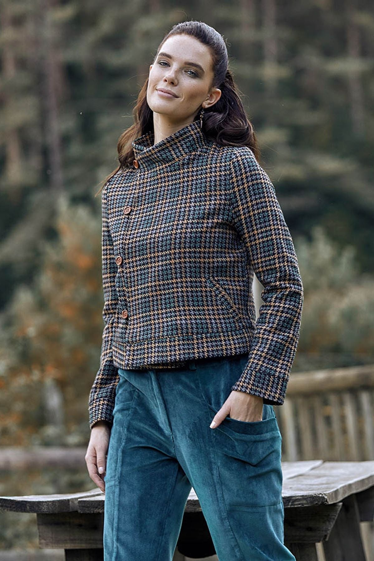 Patterned Cropped Jacket Brown