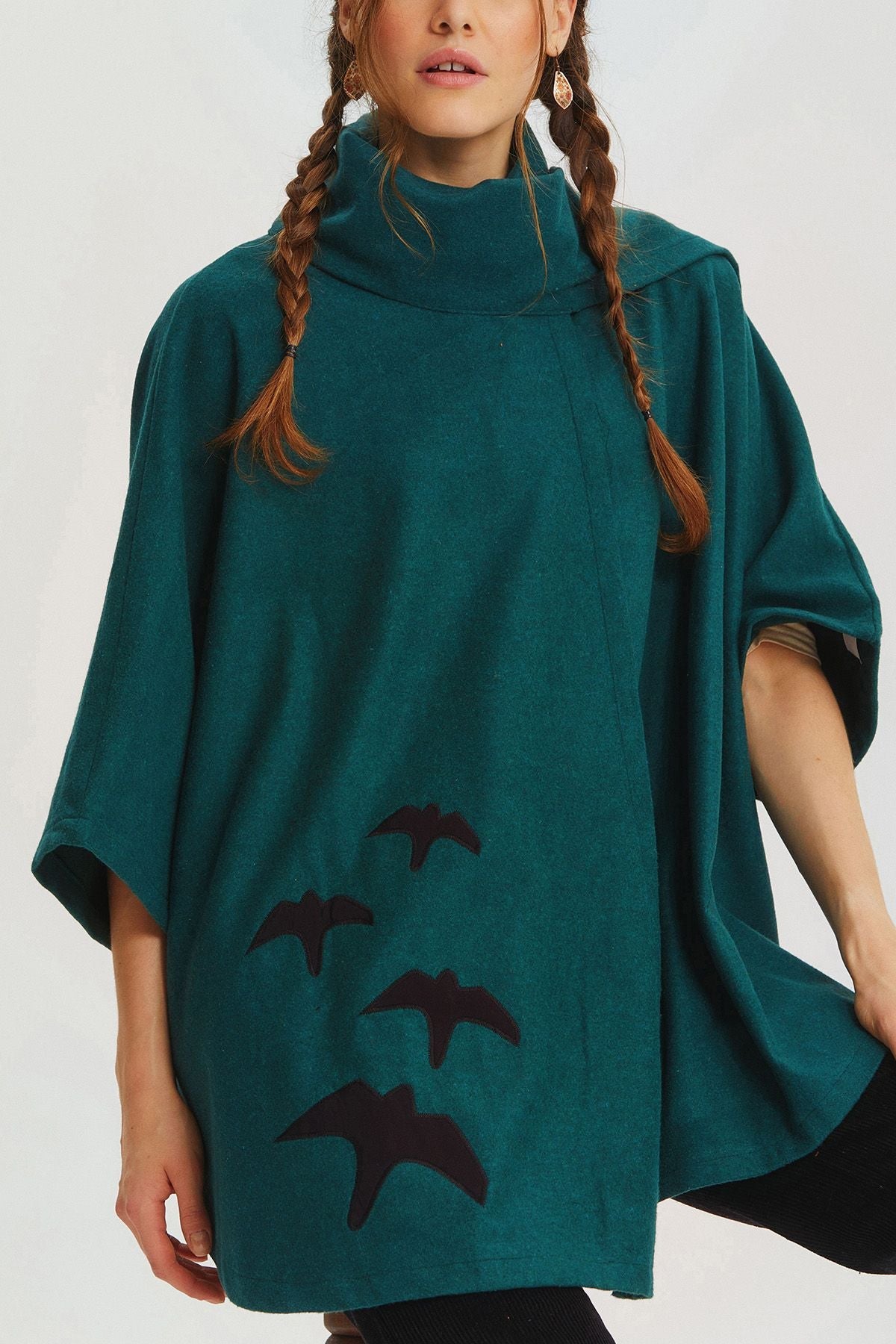 Bird Appliqué Bohemian Poncho Green