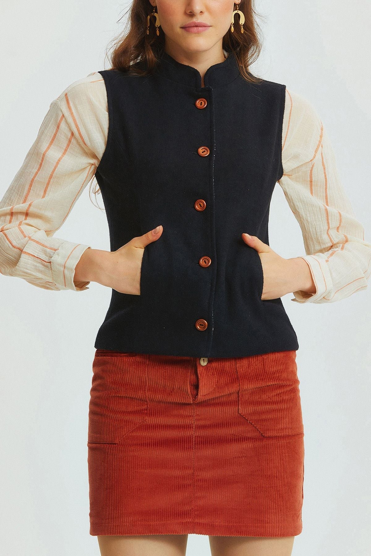 Band Collar Vest Black