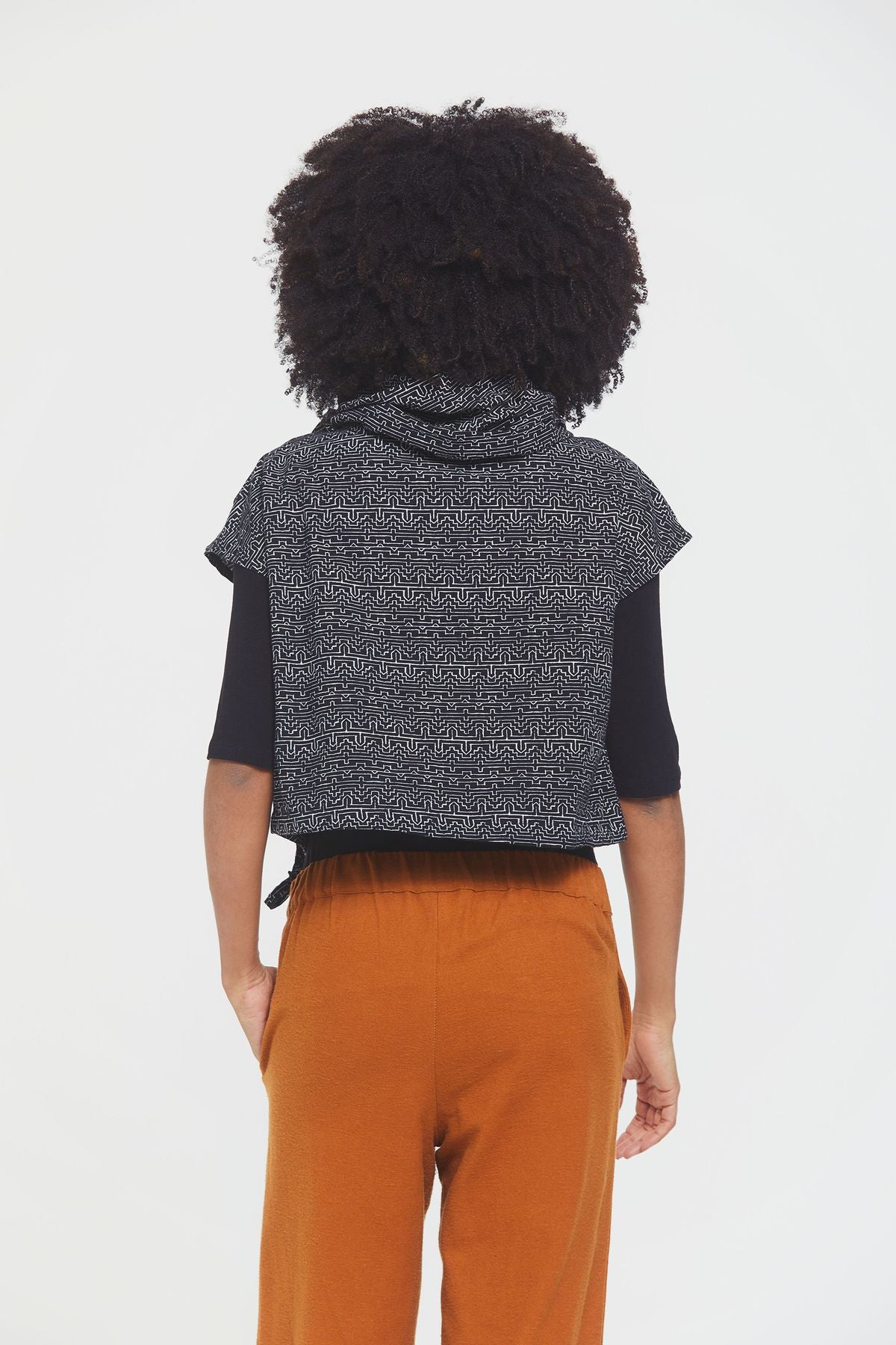 Printed Fall Crop Top Black - White