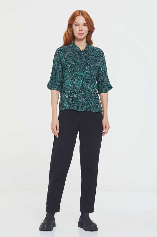 Loose Fit Women's Shirt with Classic Collar Green