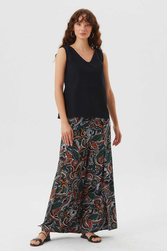 Unique Back Design Sleeveless Top Black