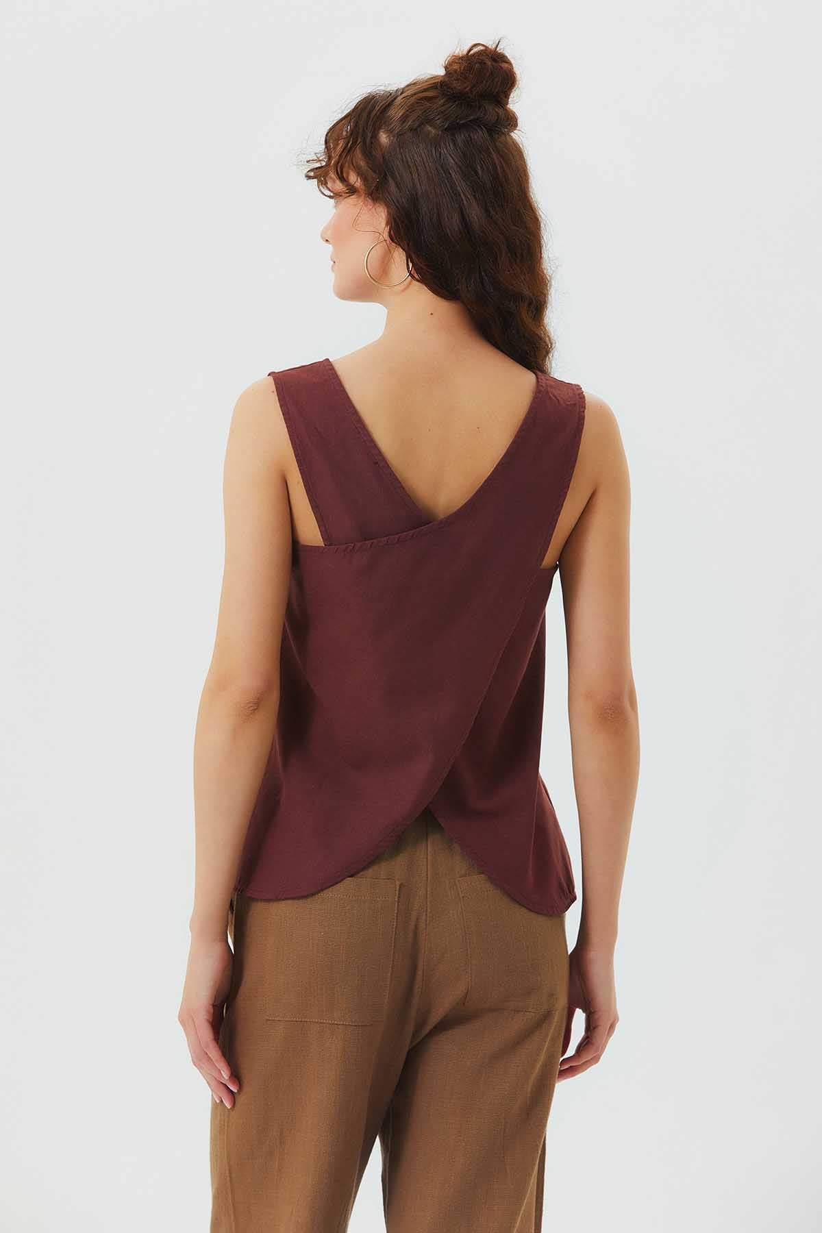 Unique Back Design Sleeveless Top Brown
