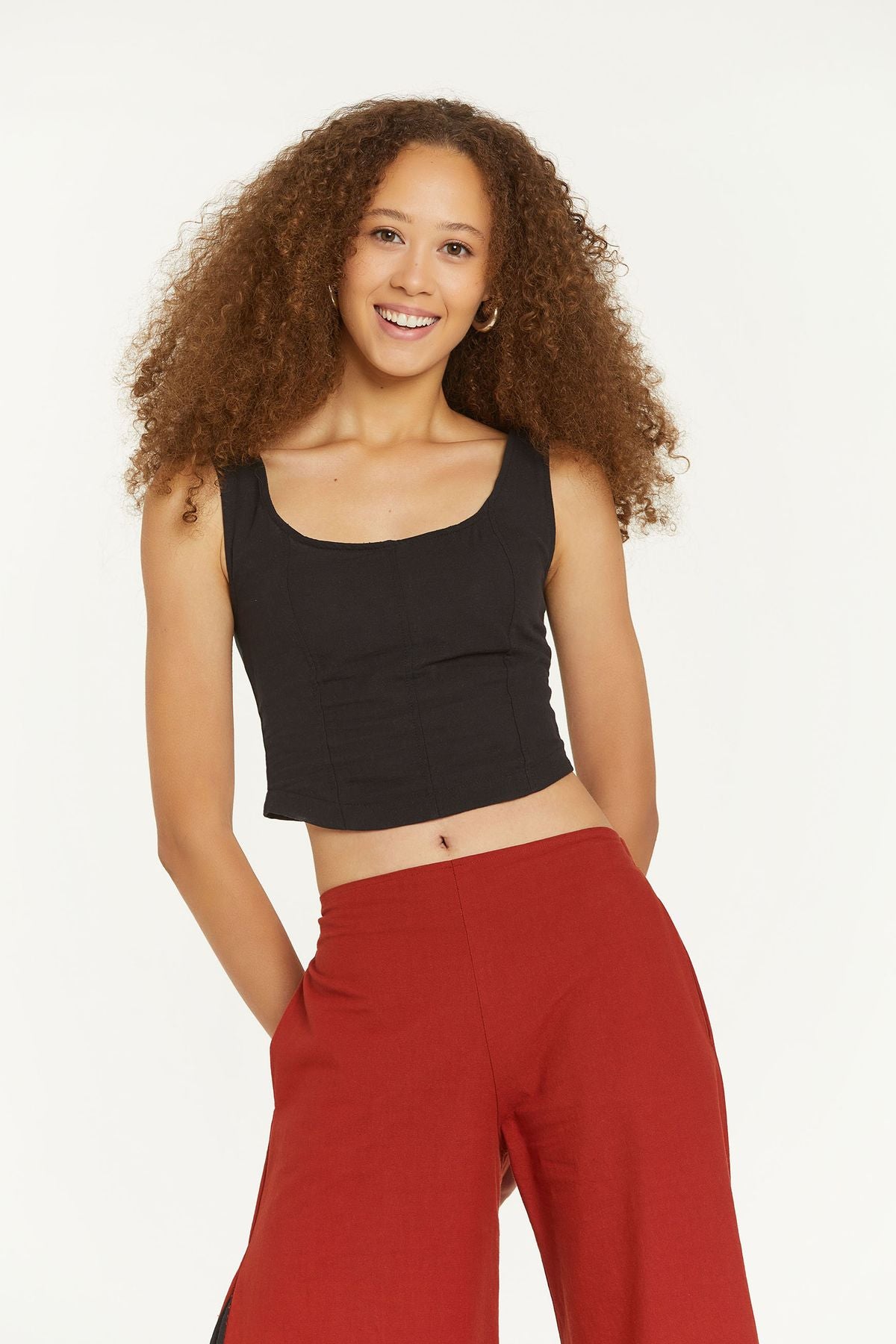 Elastic Back Crop Top Black