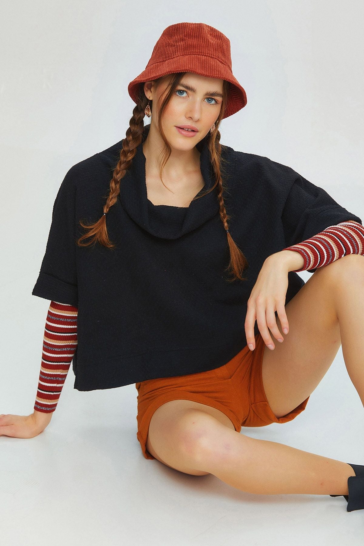 Collar Detailed Relaxed Blouse Black