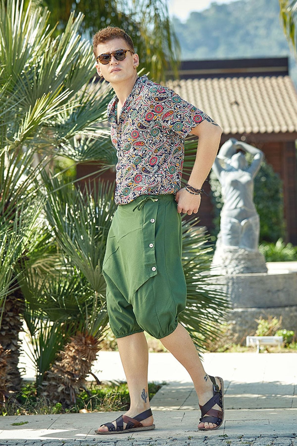 Hippie Style Men's Short Harem Pants Green