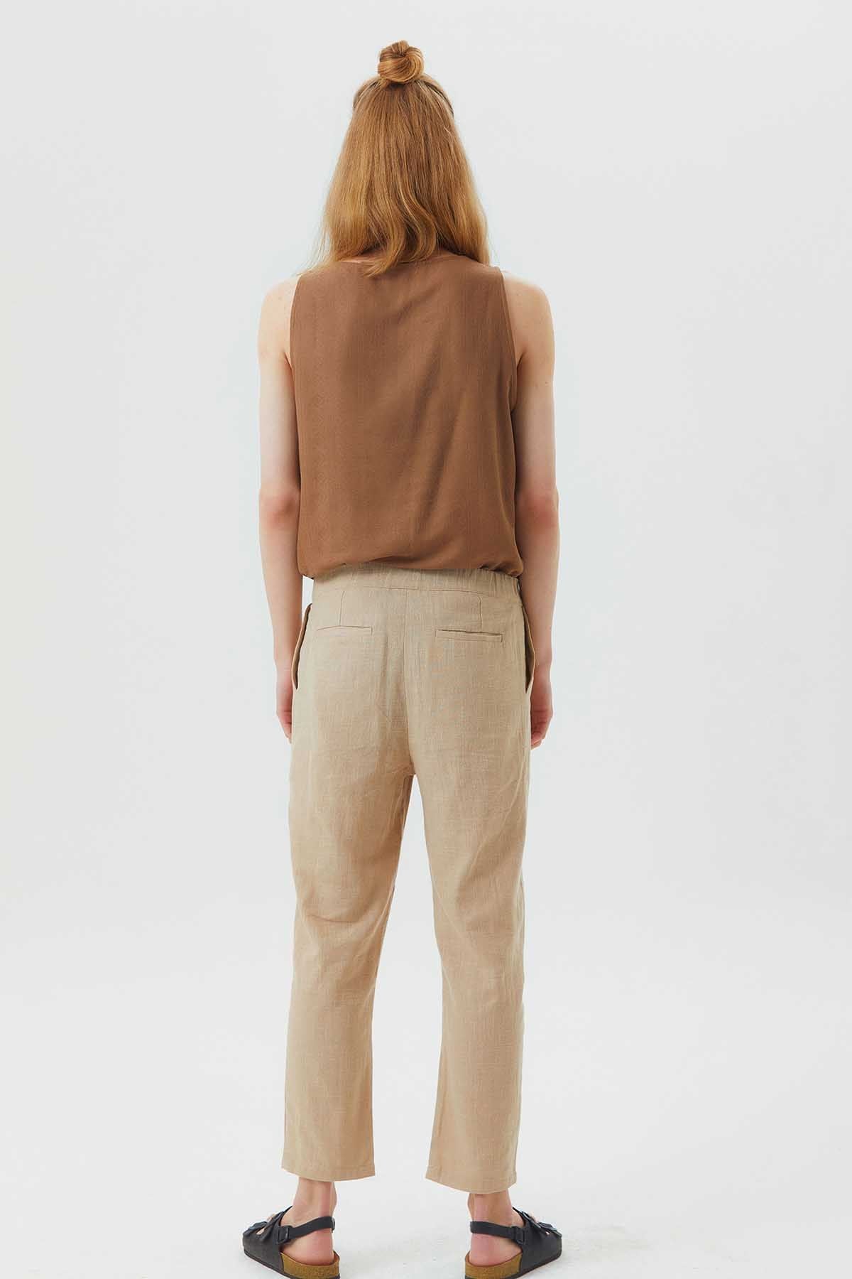 Slim Leg Pleated Stylish Unisex Pants Beige