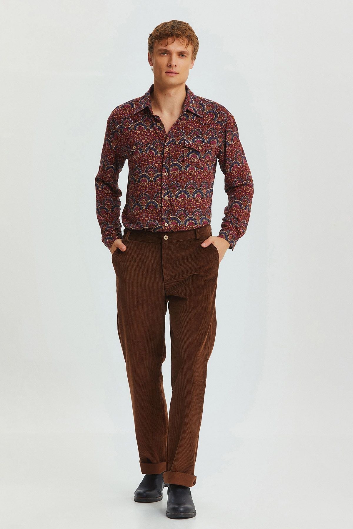 Relaxed Fit Corduroy Men's Trousers Brown