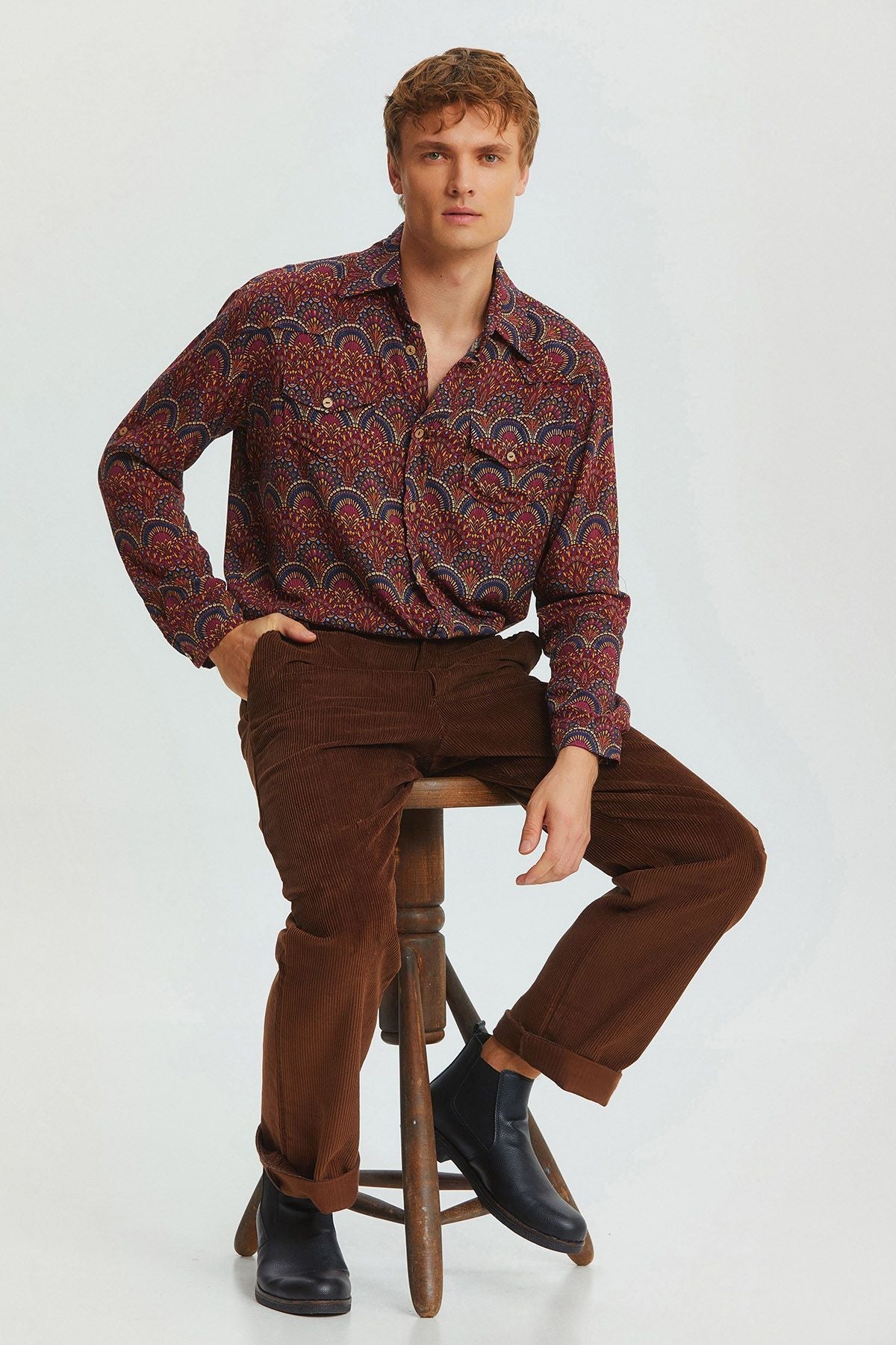 Relaxed Fit Corduroy Men's Trousers Brown