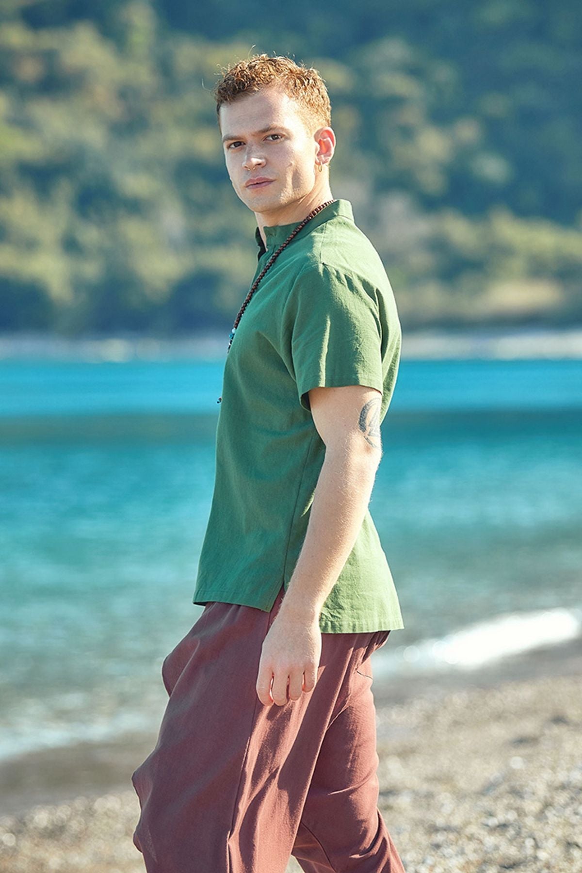 Men's Band Collar Short Sleeve Hippie Shirt Green