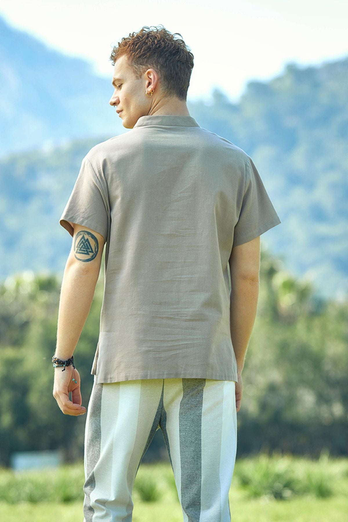 Men's Band Collar Short Sleeve Hippie Shirt Beige