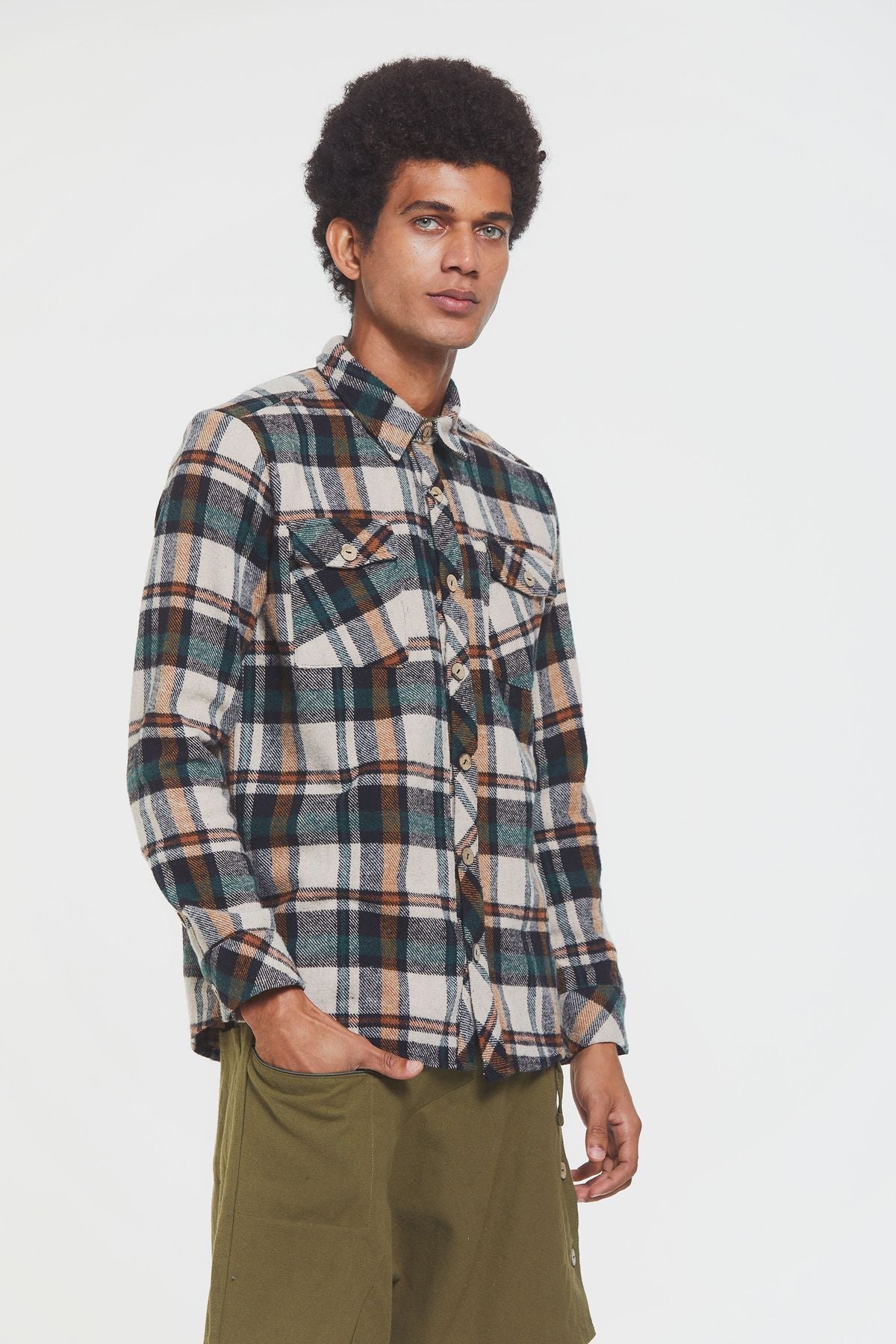 Bohemian Men's Winter Shirt in Retro Pattern Green