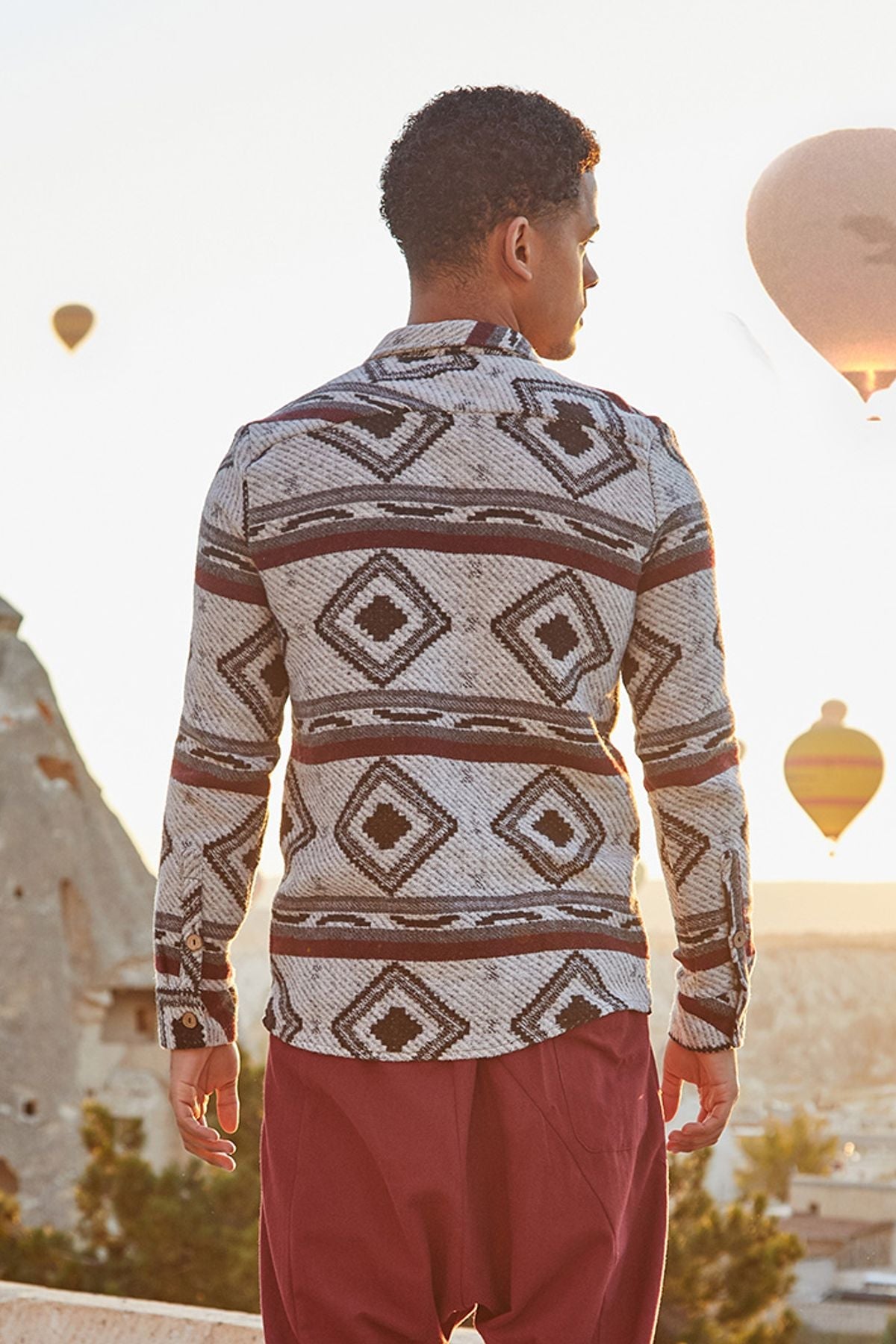 Bohemian Men's Winter Shirt in Retro Pattern Beige