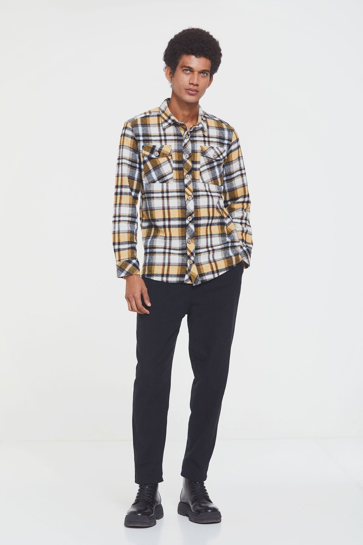 Bohemian Men's Winter Shirt in Retro Pattern Yellow