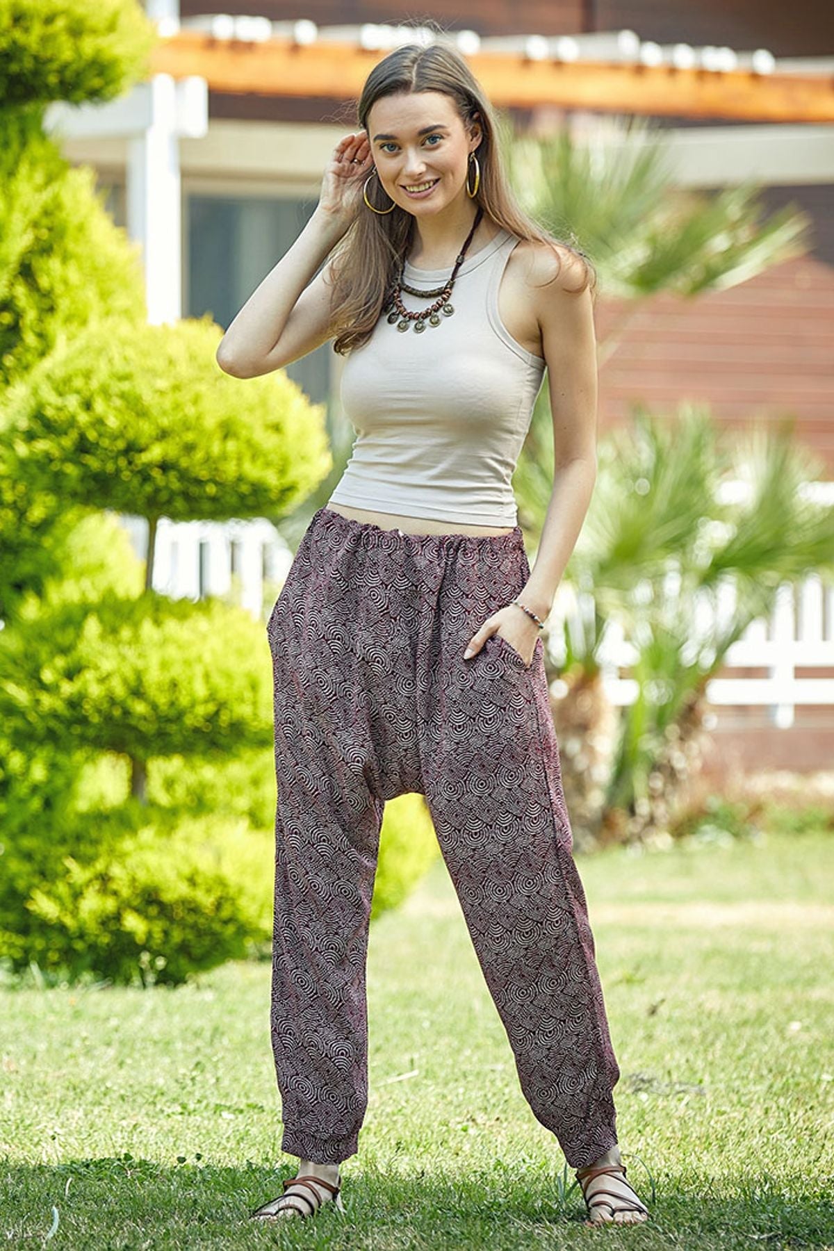 Retro Print Women's Bohemian Drop Crotch Pants Dark Red