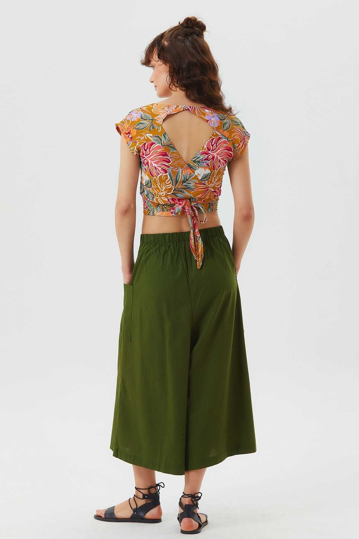Three Quarter Skirt Pants Khaki