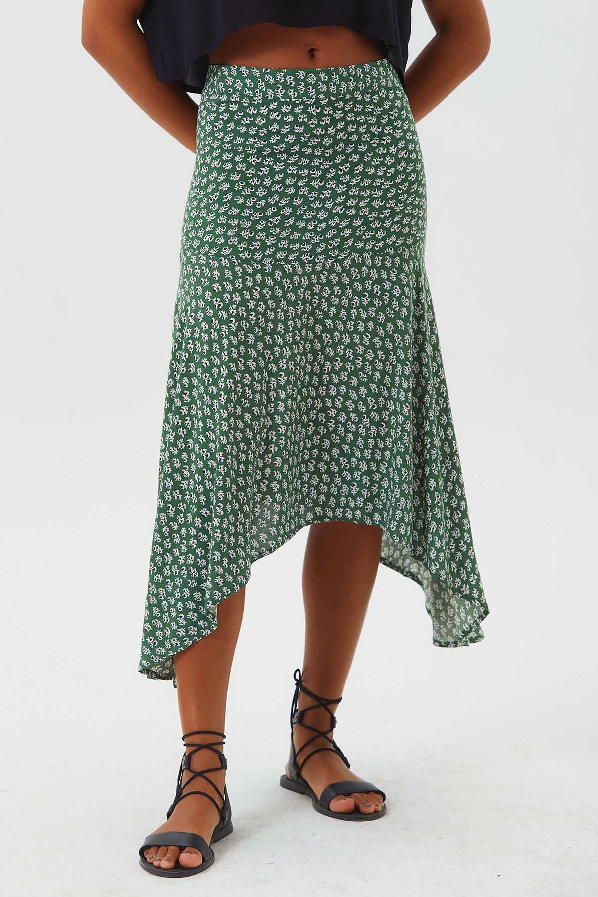 Asymmetric Cut Skirt With Waist Corsage Green