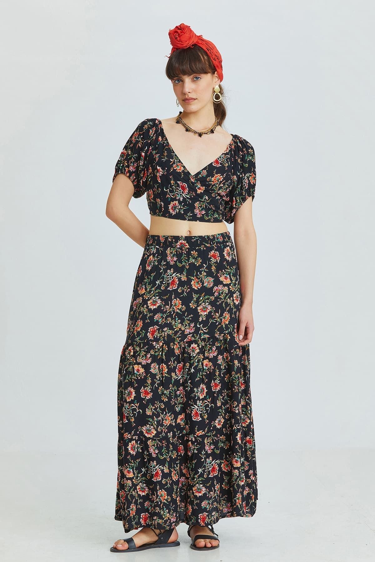 Black Floral Bohemian Blouse with Elastic Shoulders and Front Tie Closure