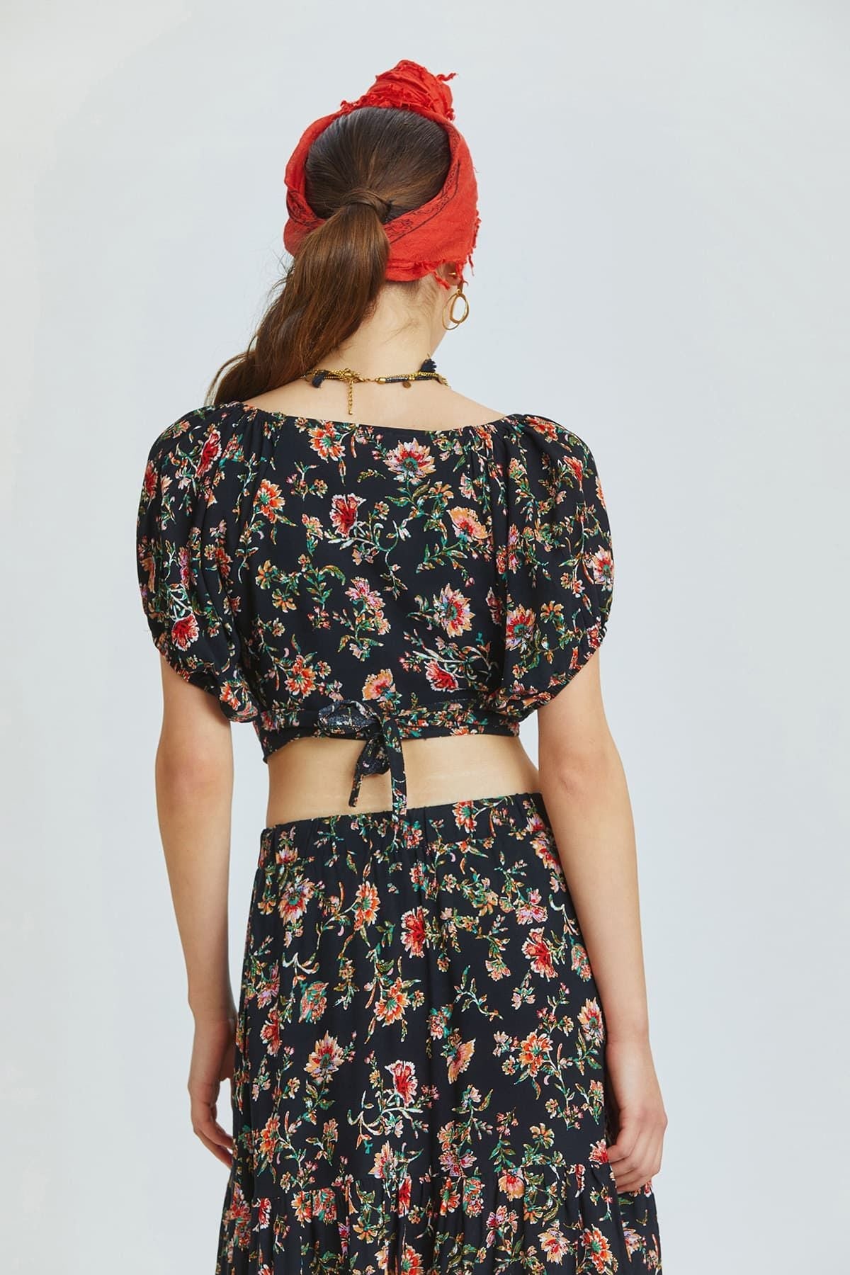 Black Floral Bohemian Blouse with Elastic Shoulders and Front Tie Closure