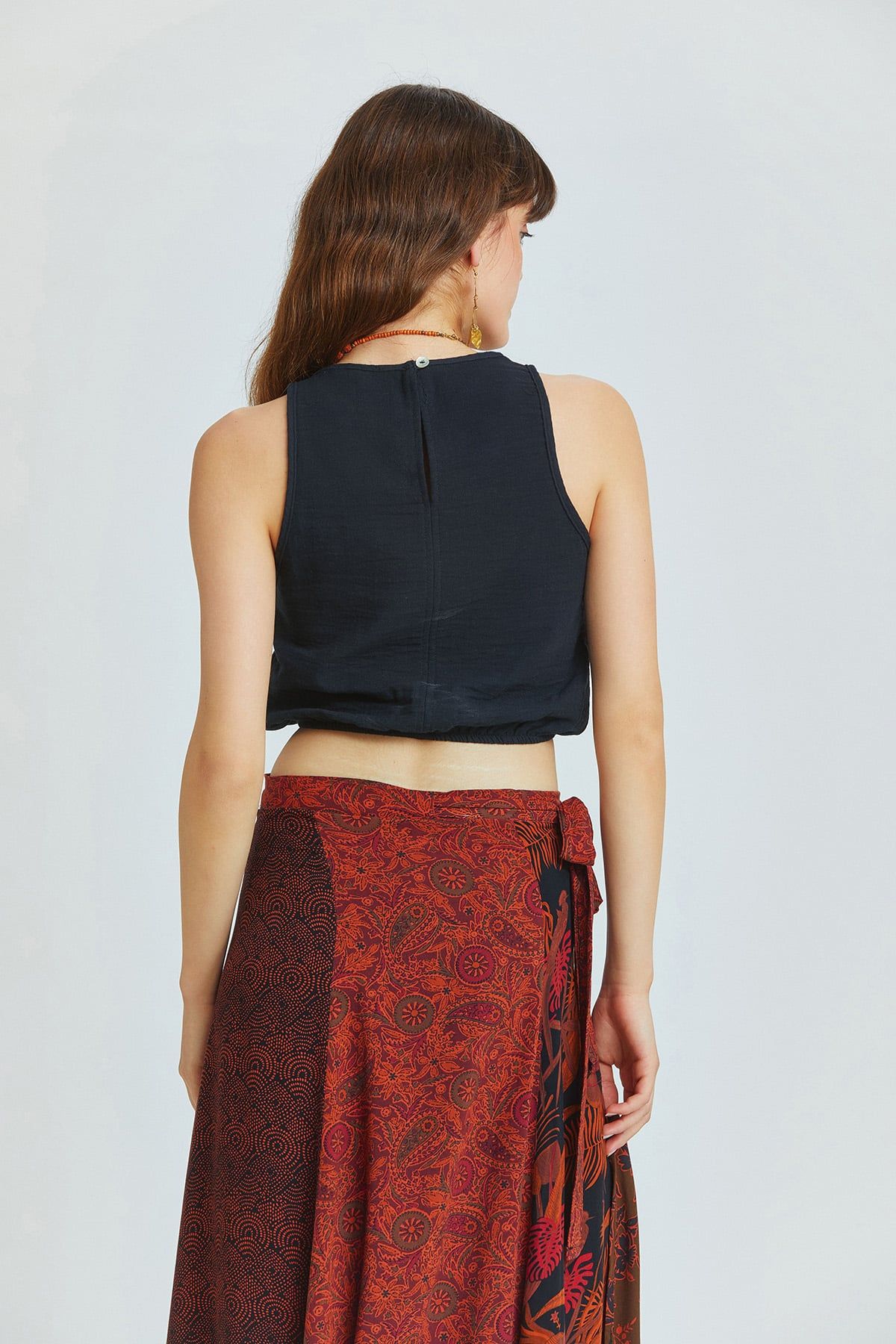 Black Muslin Crop Top with Halter Neck and Elastic Hem