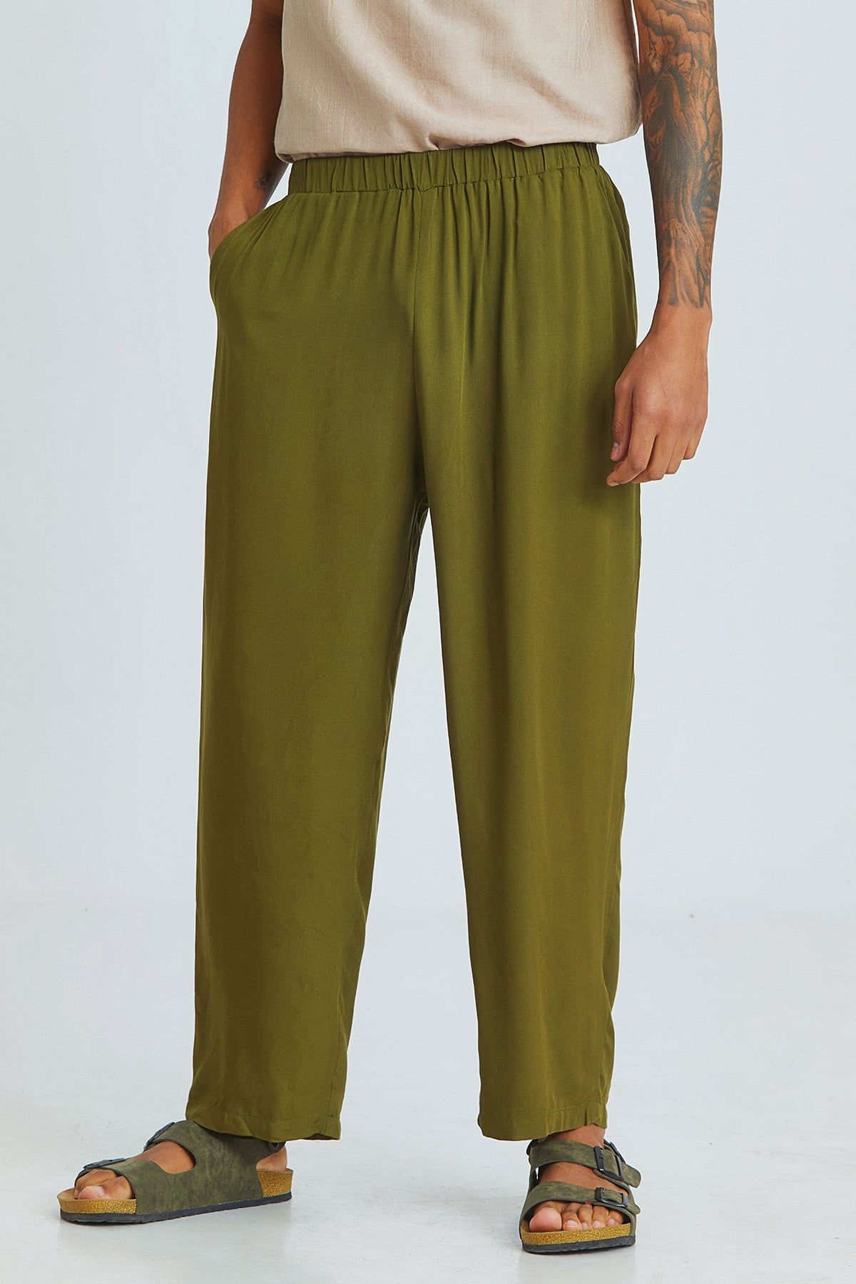 Khaki Relaxed Fit Viscose Men's Trousers with Front Pockets