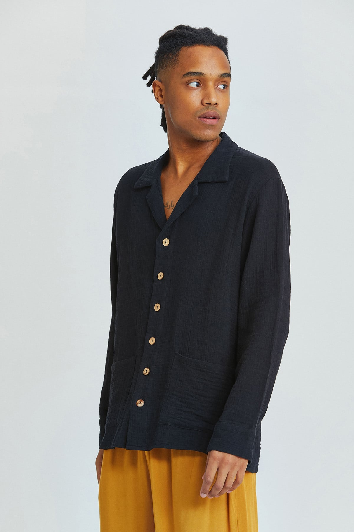 Black Oversized Bohemian Men's Shirt with Coconut Buttons