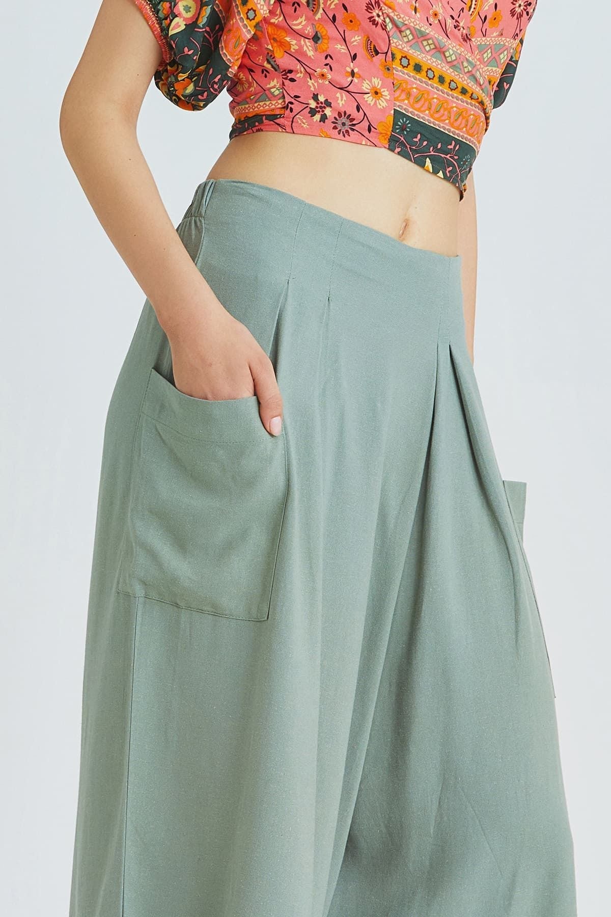 Pistachio Green Linen Blend Bohemian Crop Pants with Wide Leg