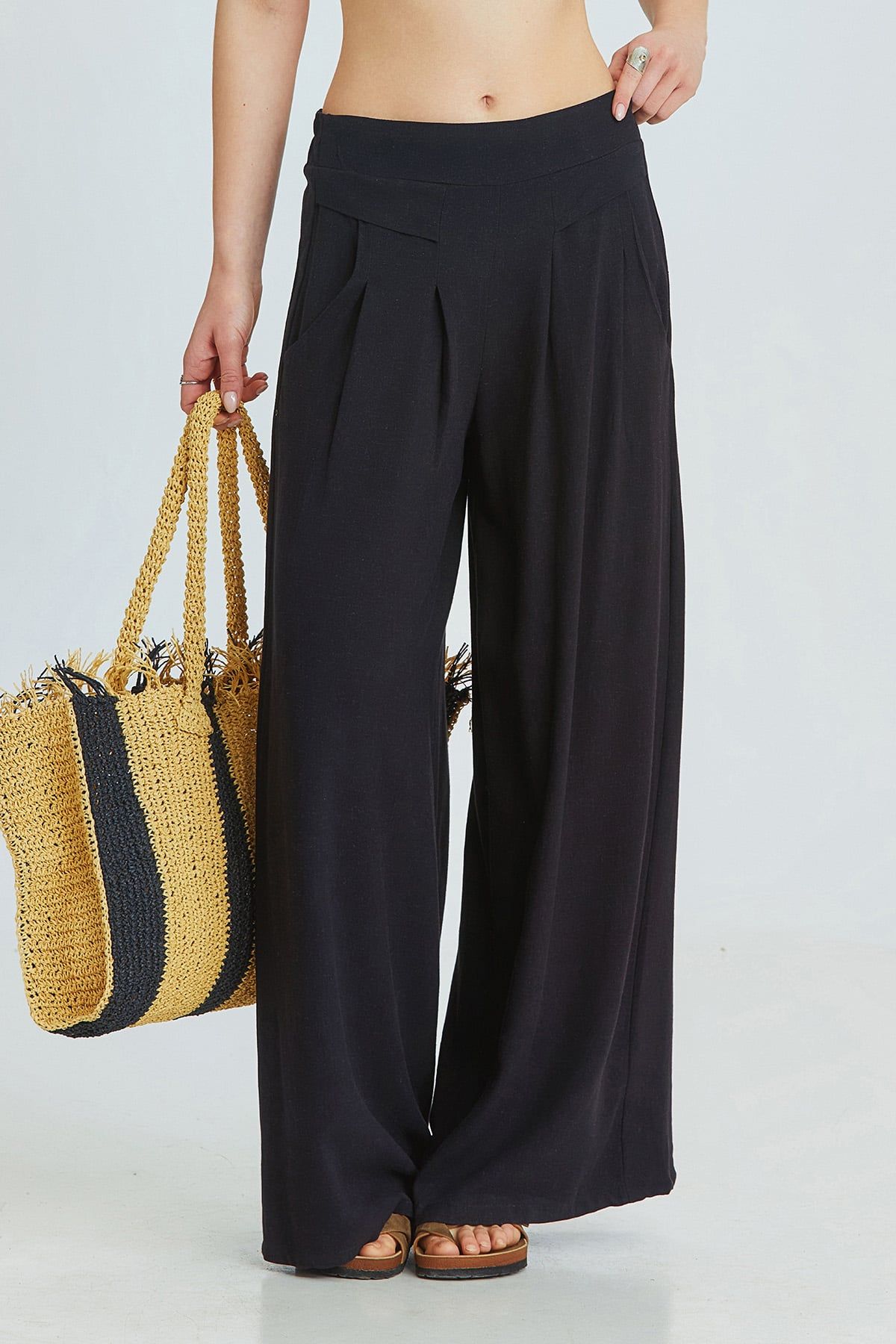 Black Bohemian Wide-Leg Pants with Front Pleats