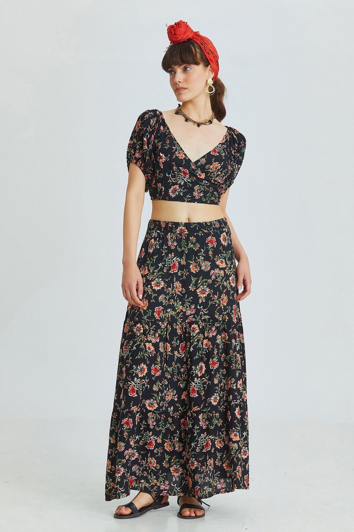 Black Floral Pattern Bohemian Maxi Skirt with Elastic Waist