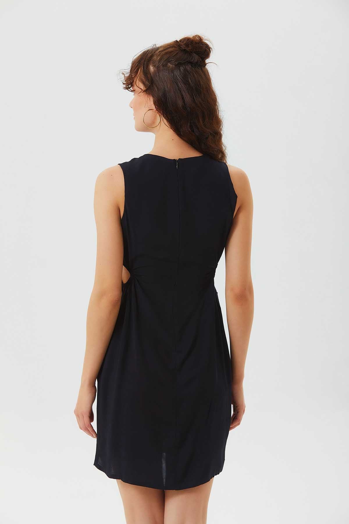 Cutout Detailed Sleeveless Mini Dress Black