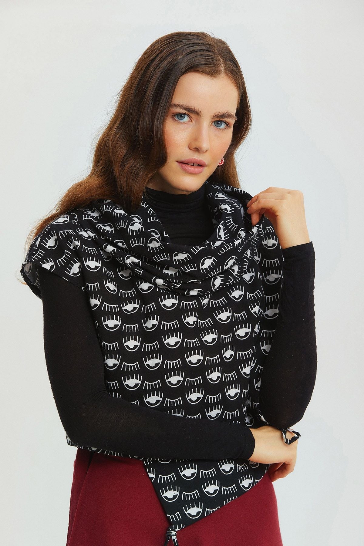 Printed Fall Crop Top Black