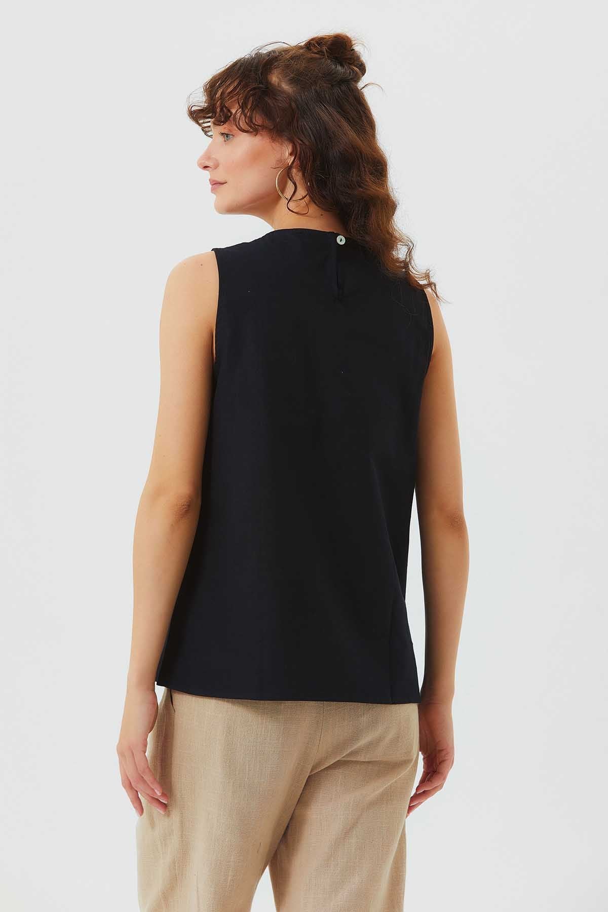 Asymmetric Cotton Top Black