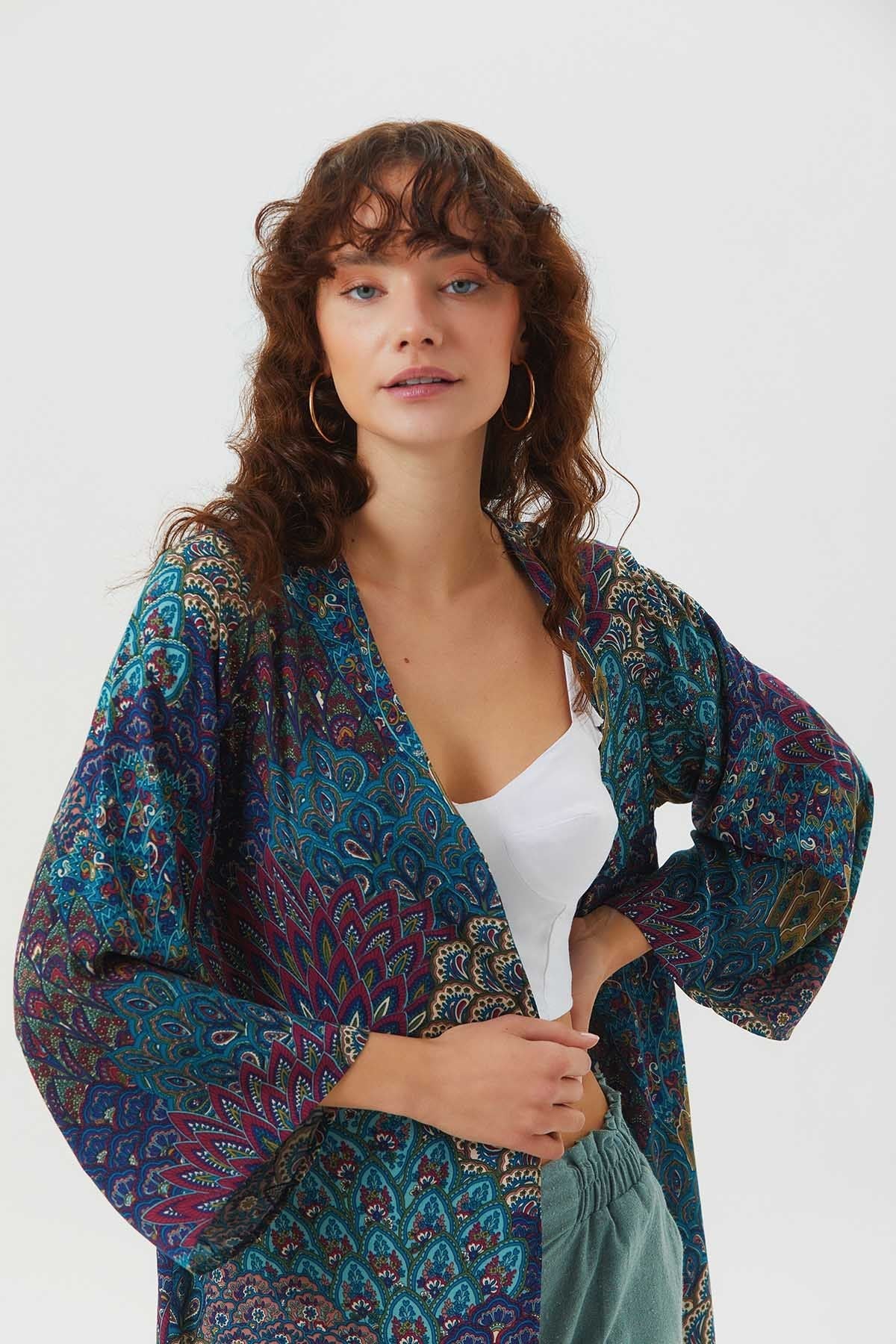 Long Sleeve Patterned Authentic Kimono Teal