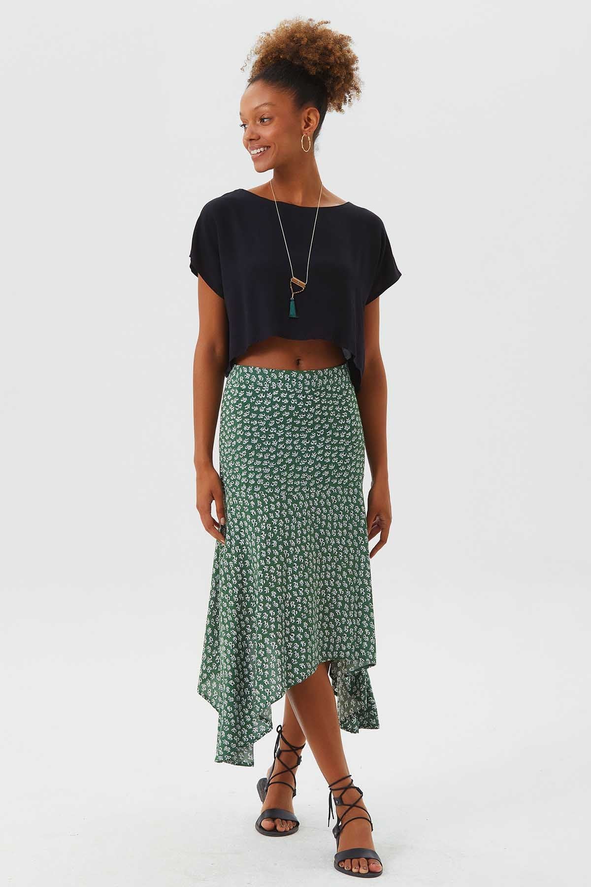 Asymmetric Cut Skirt With Waist Corsage Green